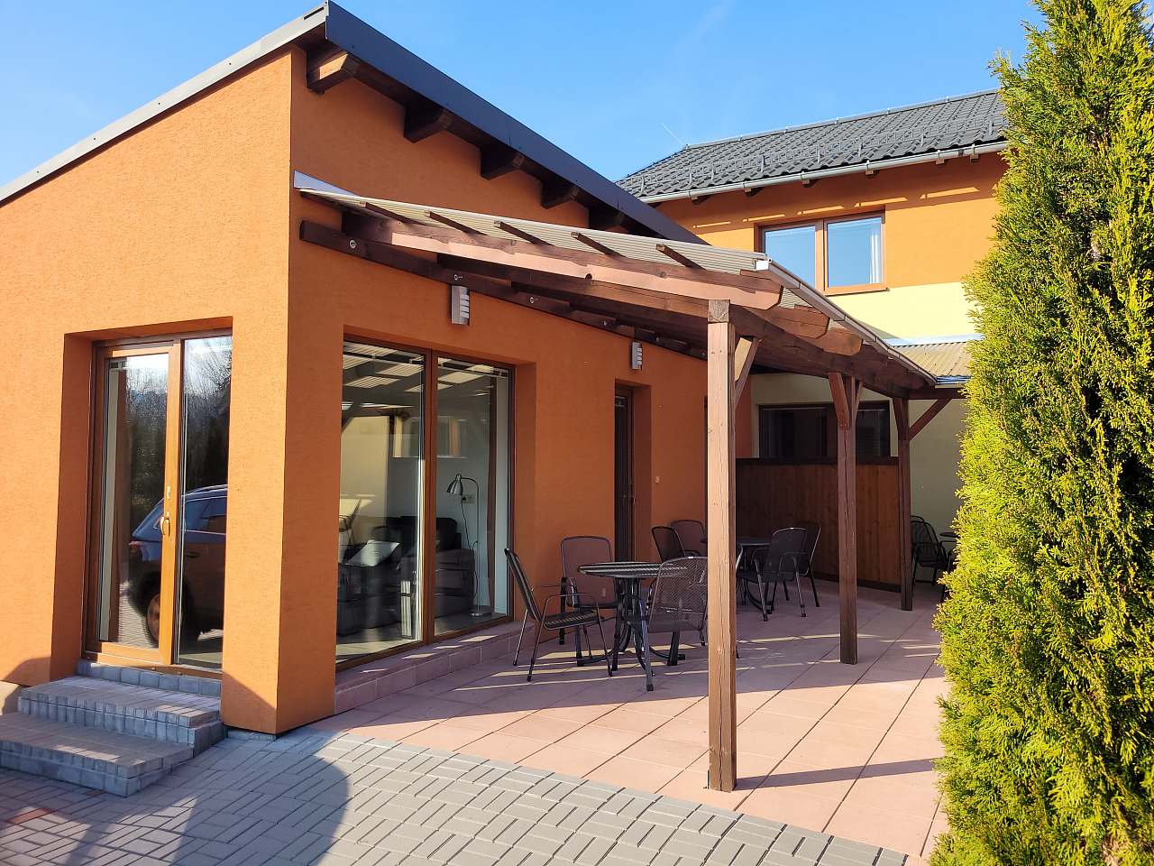 celkovy-pohled-apartman-vlevo